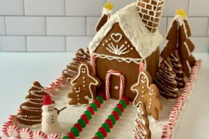 How To Make A Gingerbread House (Vegan & Gluten Free!)